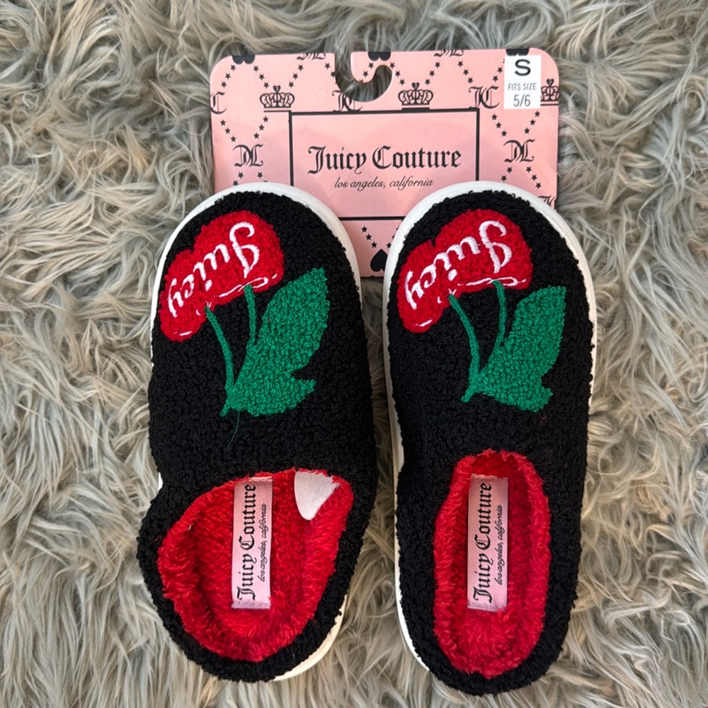 Juicy Couture Slippers